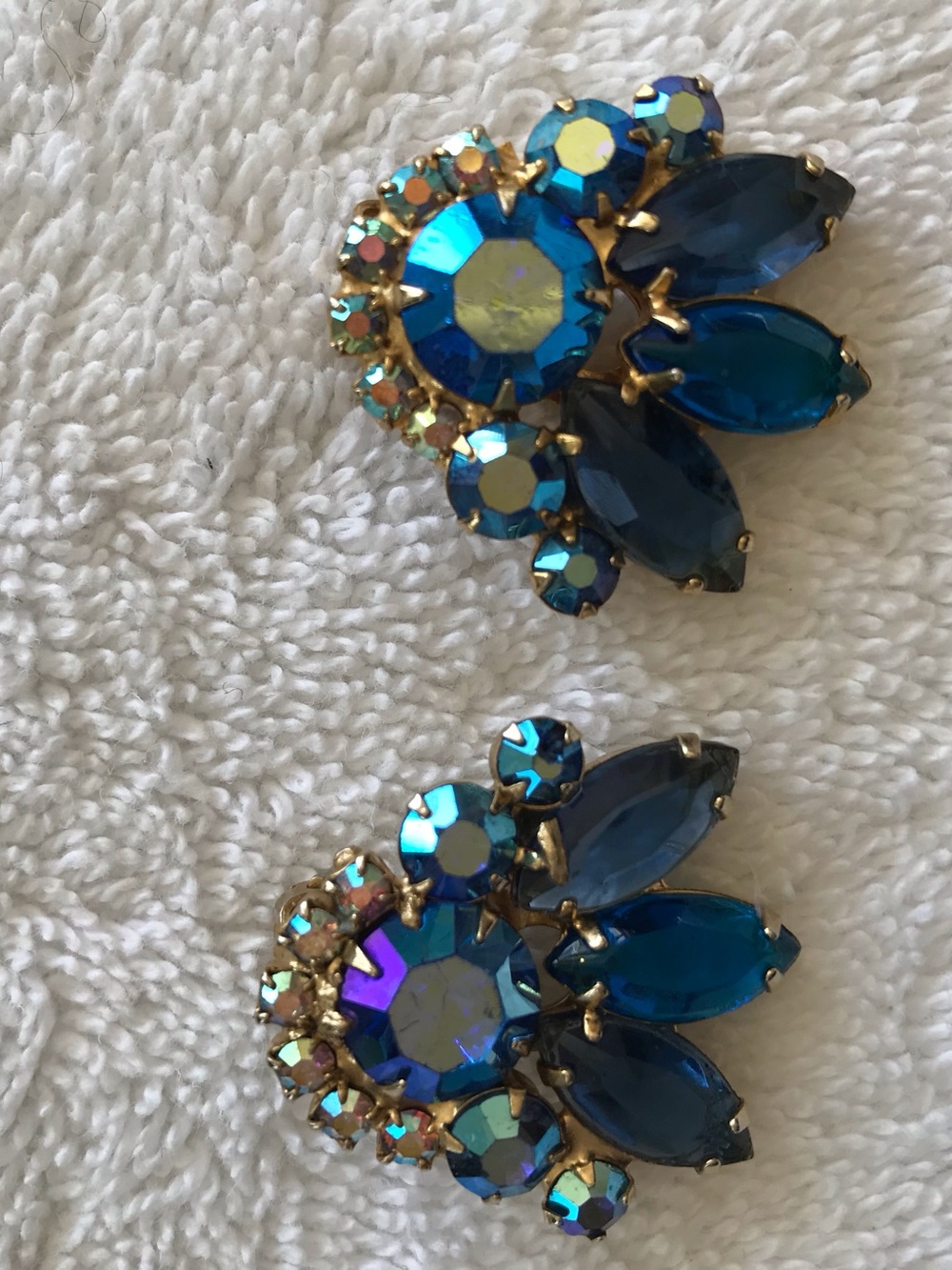 Vintage Blue Crystal Cluster Clip-On Earrings - Unbranded